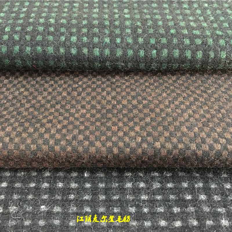 60%羊毛40%滌綸雙經(jīng)雙緯港花呢